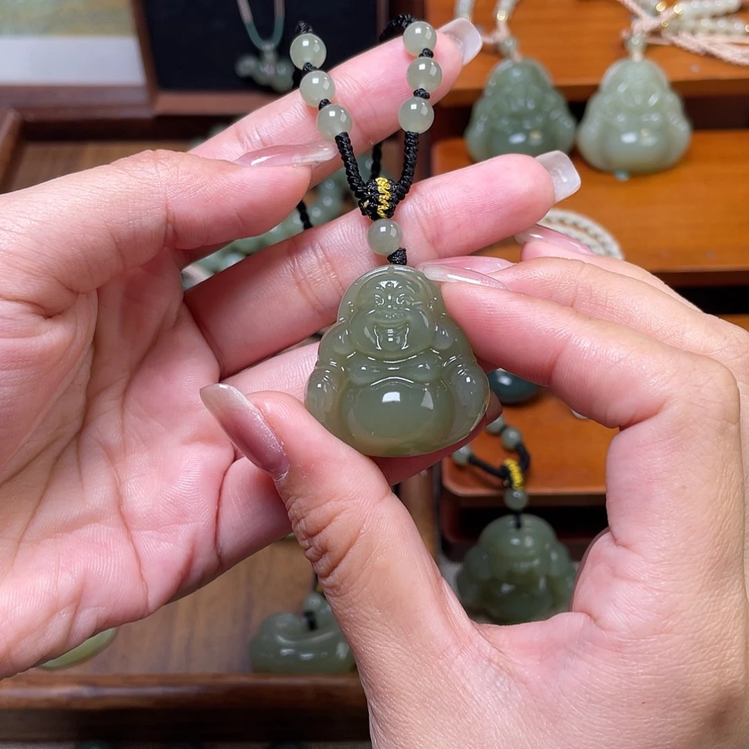 和田玉未镶嵌颈饰30