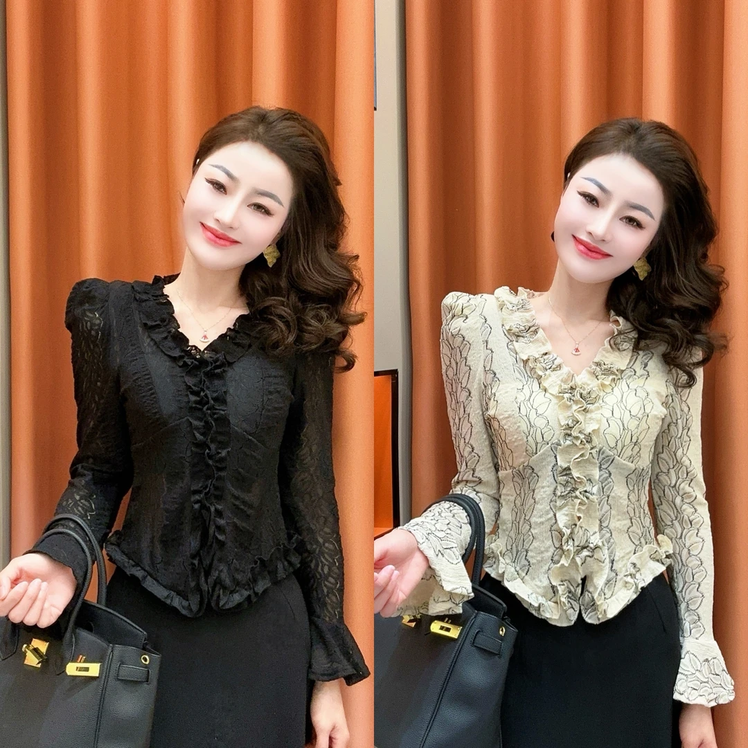 【柏芝女装】2025春季新款时尚花边V领蕾丝衫气质百搭显瘦泡泡袖女