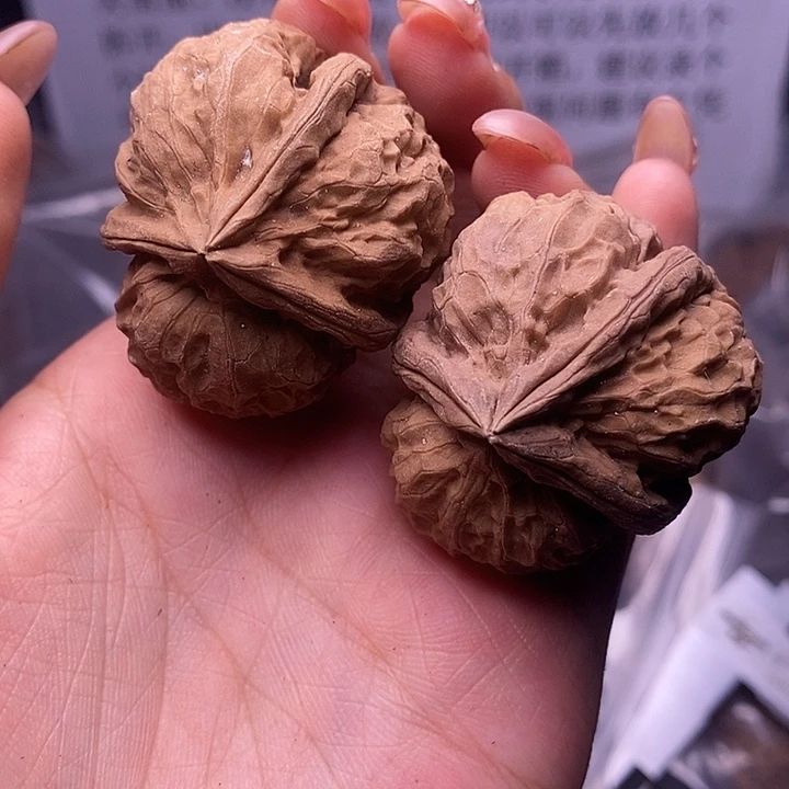 核桃云南野生铁核桃24号40mm