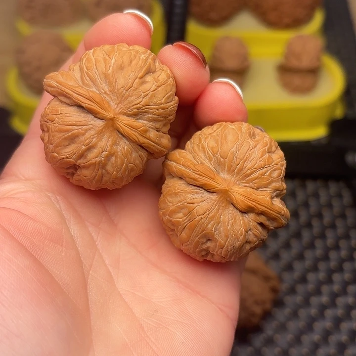 ꪗ***.吊坠文玩核桃40平谷元宝狮子头