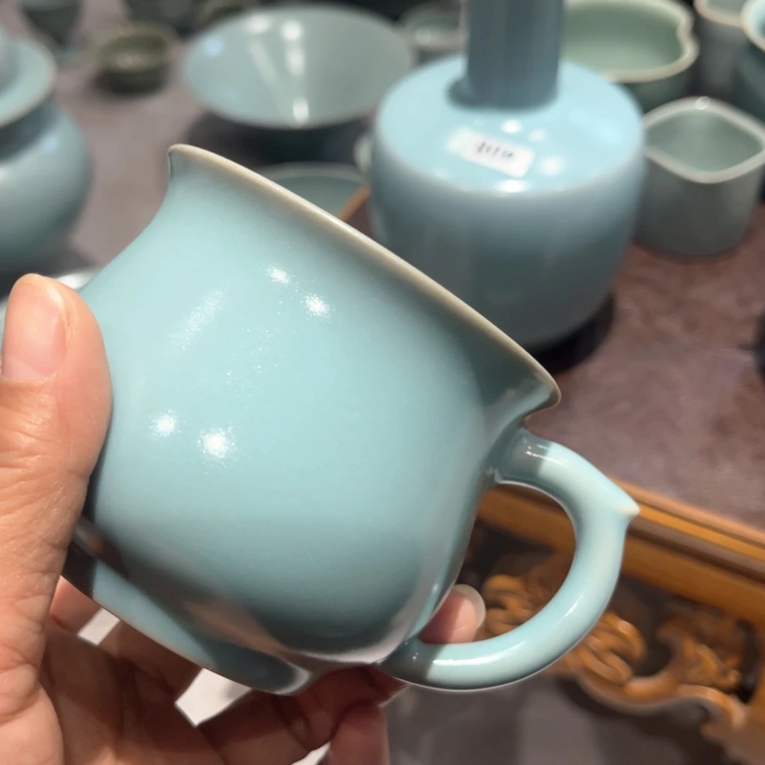 清***n陶杯子仿古的风格也有着一副迷人
