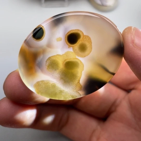 玛瑙/玉髓颈饰未镶嵌老*