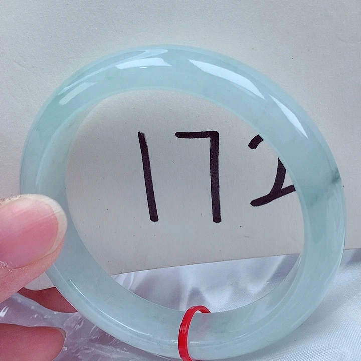 翡翠未镶嵌手镯翡翠