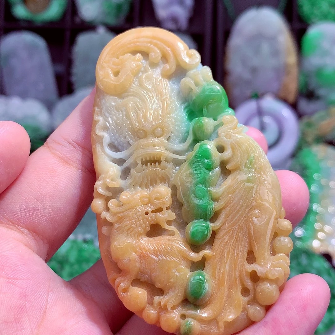 颈饰未镶嵌翡翠天然