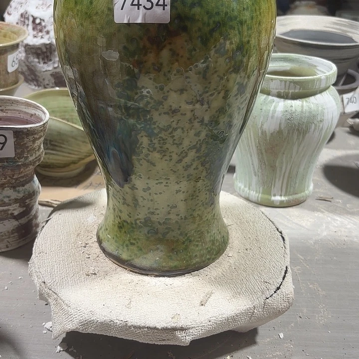 摆件陶高34，口9，瑕疵处理底部火烈，7434