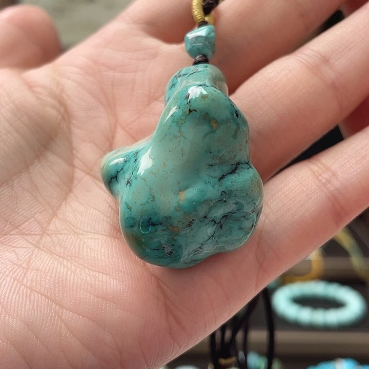 未镶嵌绿松石珠宝奇石