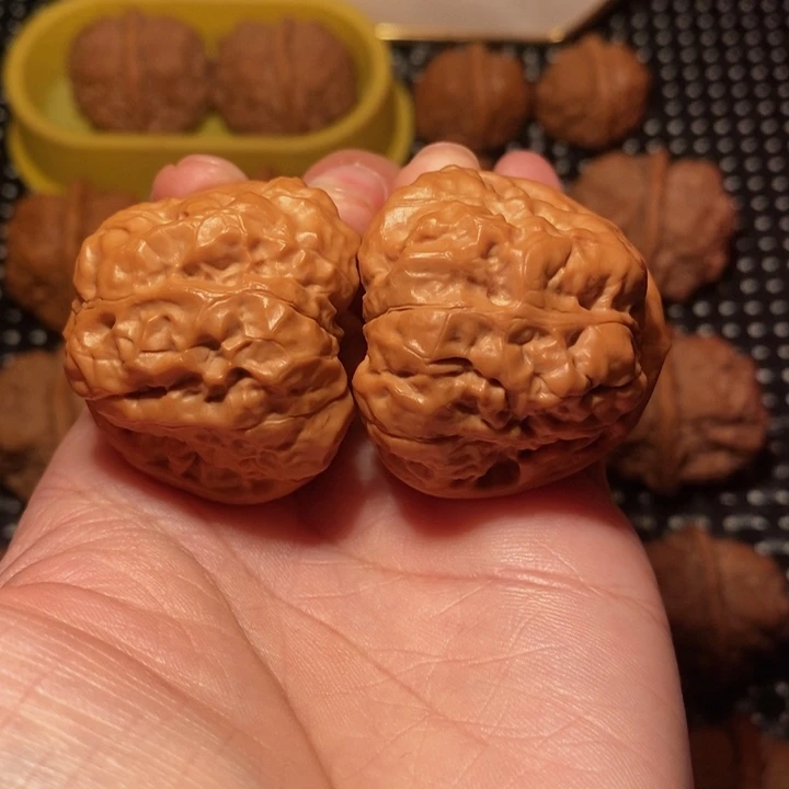 文玩核桃把件八腿