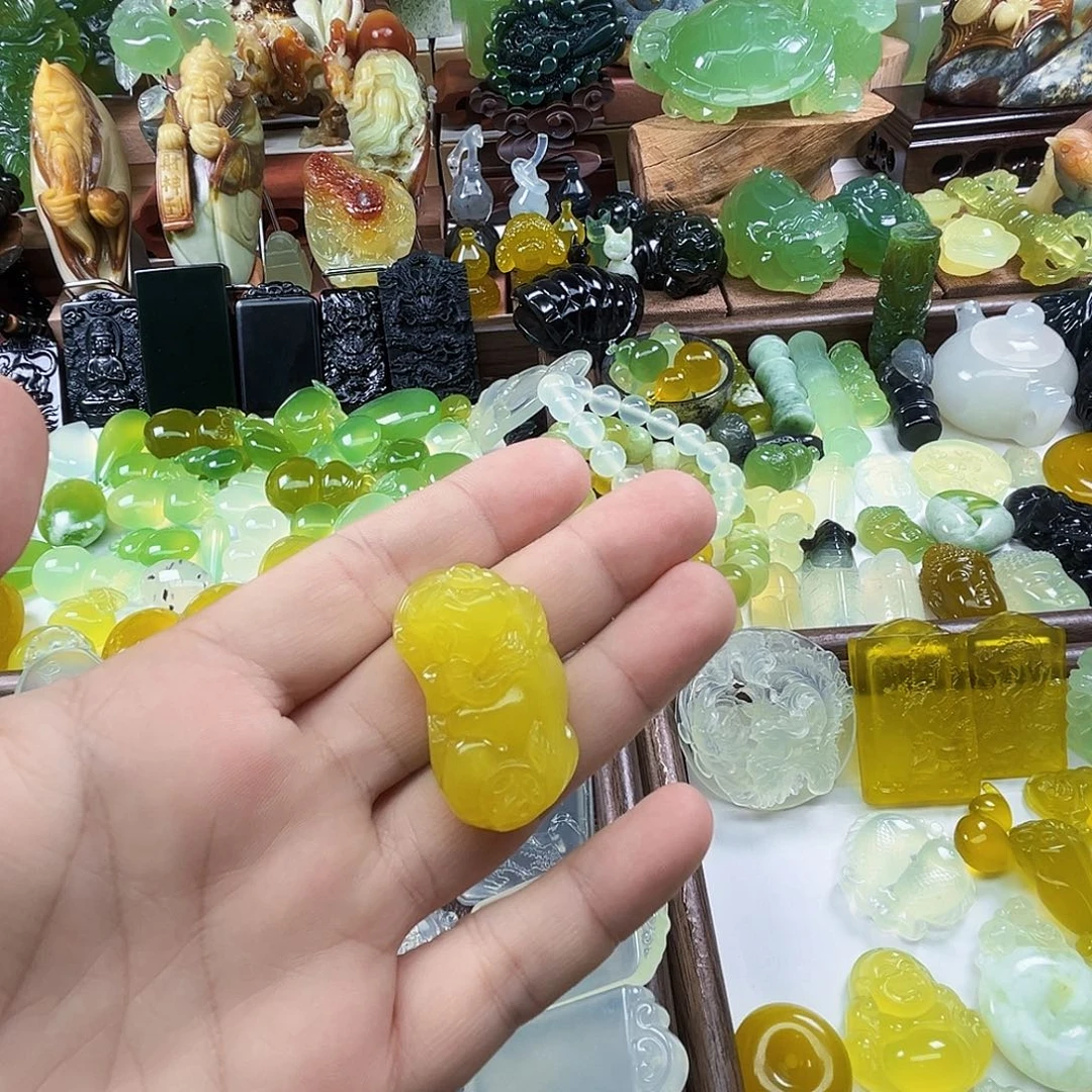 岫玉未镶嵌吊坠(不含链)