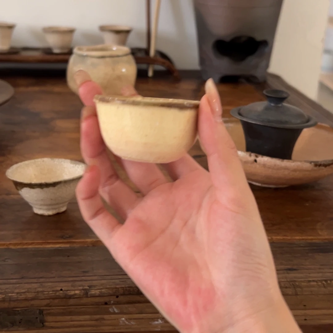 陶瓷。      陶瓷。