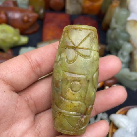 蛇纹石玉未镶嵌颈饰62