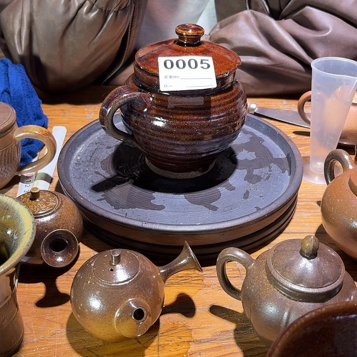 用***1陶0005手工制作灌子