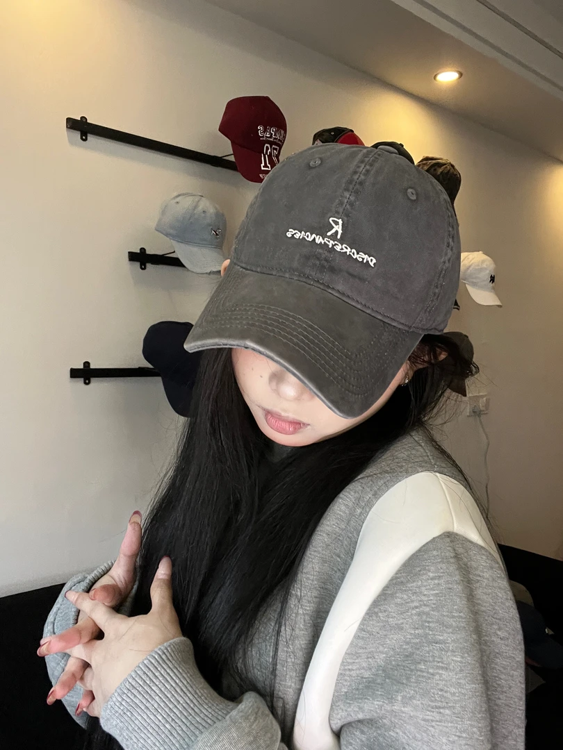 字母刺绣棒球帽宽帽檐大脸显脸小鸭舌帽女韩版百搭大头围软顶帽子