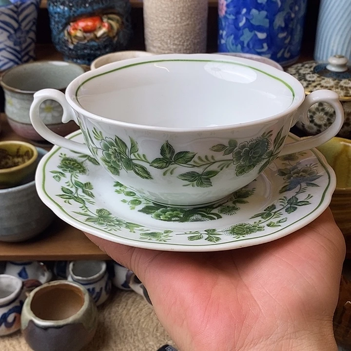 049 中古品默认微瑕满18包邮