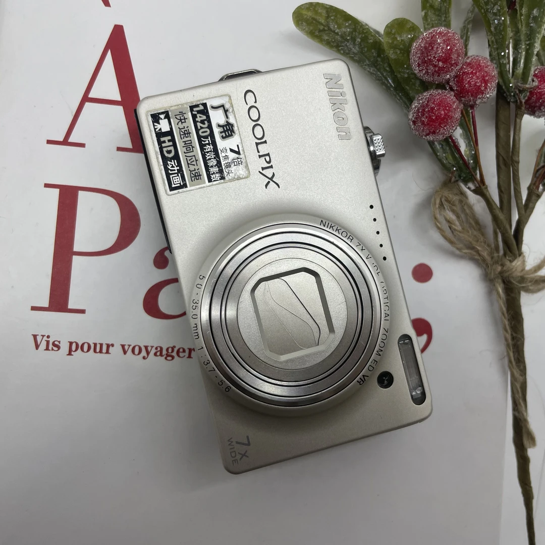 95新 Nikon/尼康 S6000 1420万像素 7倍光学变焦（no退no换）