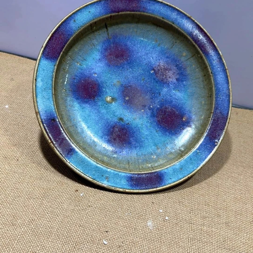 人***瓷周。       钧瓷。