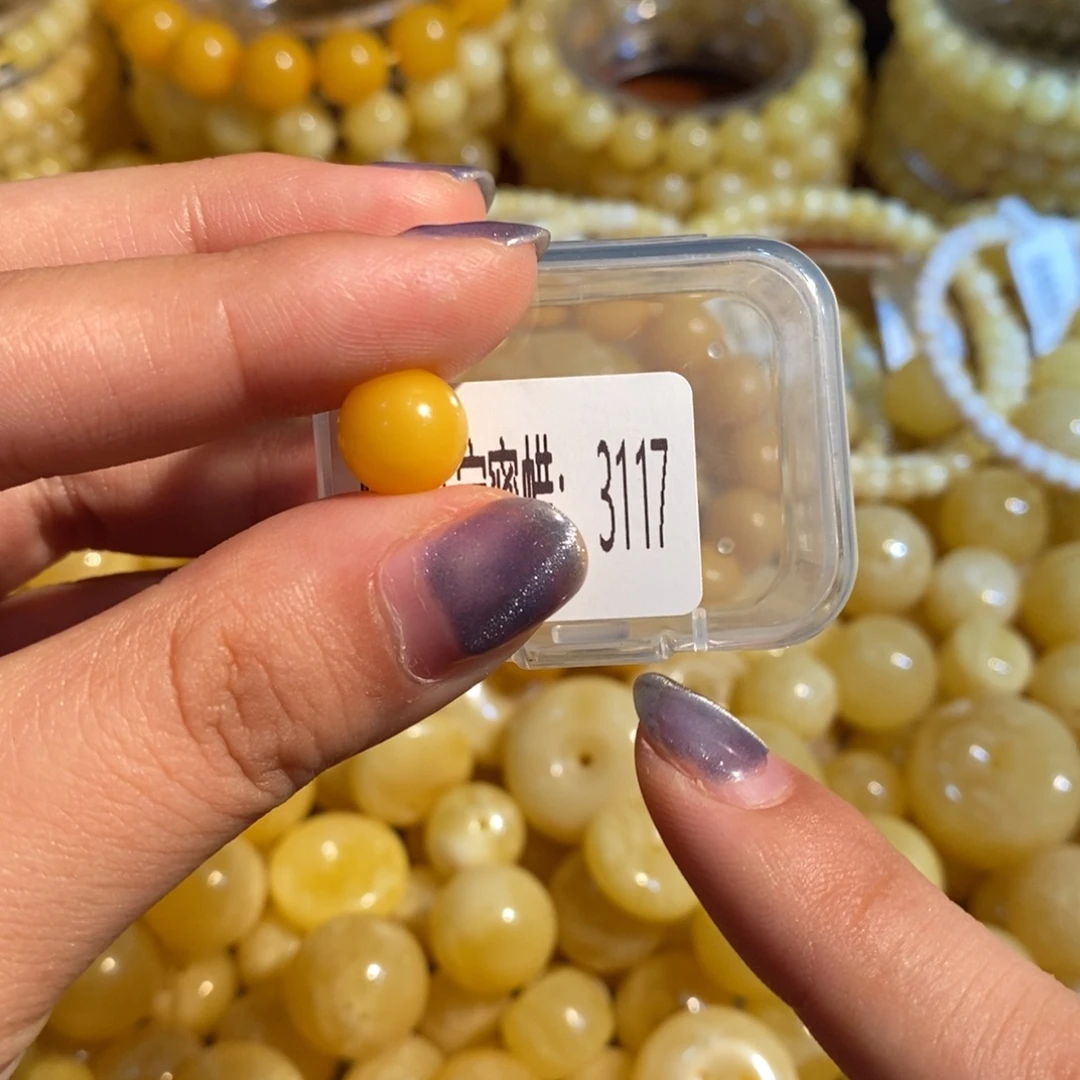 琥珀未镶嵌珠宝奇石3117