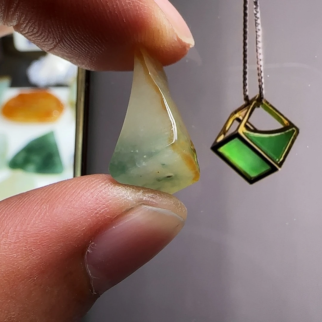 定制翡翠未镶嵌翡翠