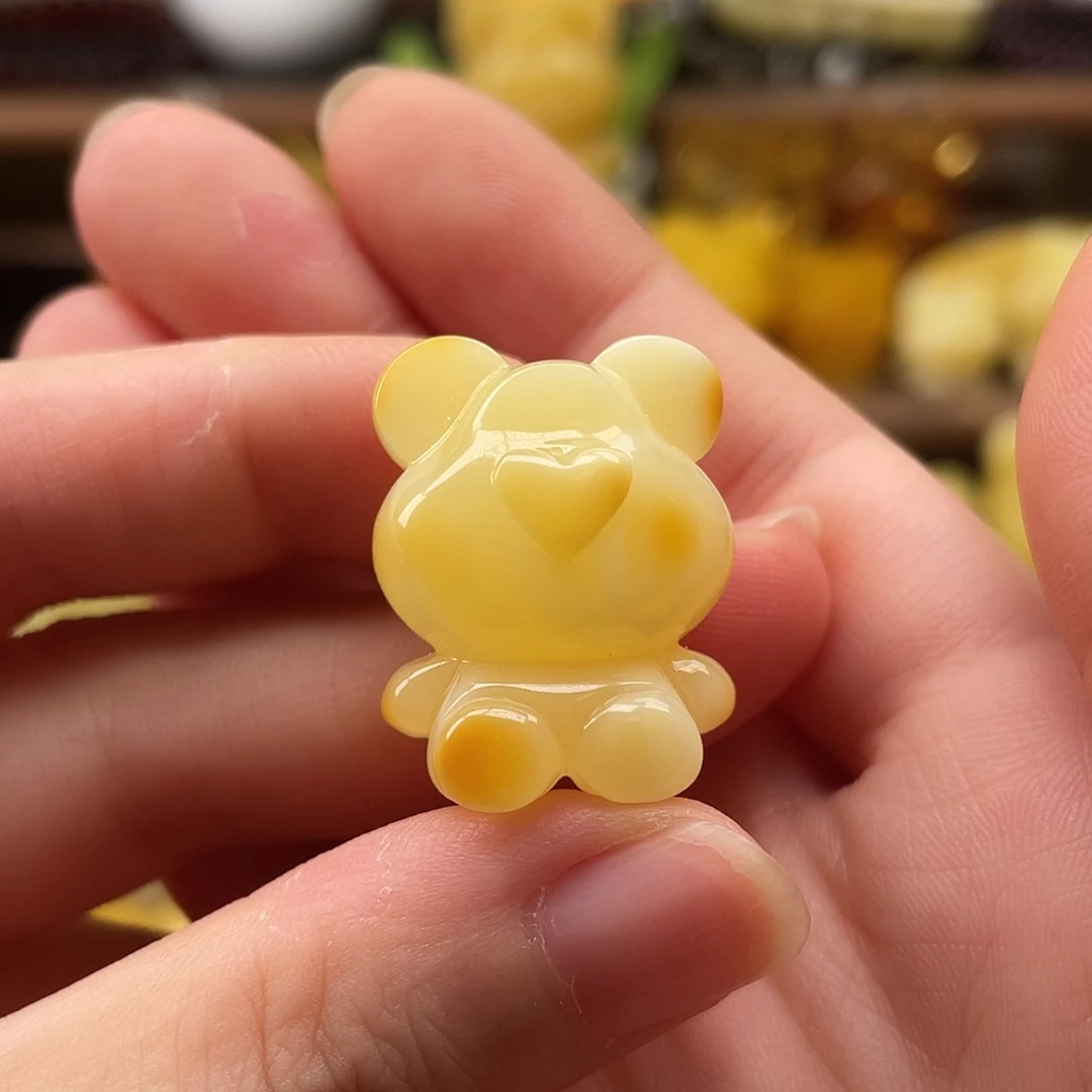 琥珀未镶嵌珠宝奇石