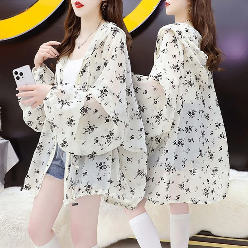 夏季轻薄连帽防晒衣女外穿2025新款韩版宽松大码防紫外线外套上衣