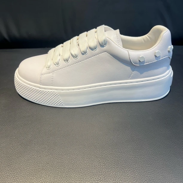 百搭男士休闲板鞋小白鞋四季春秋夏潮鞋厚底潮流韩版时尚真皮白色