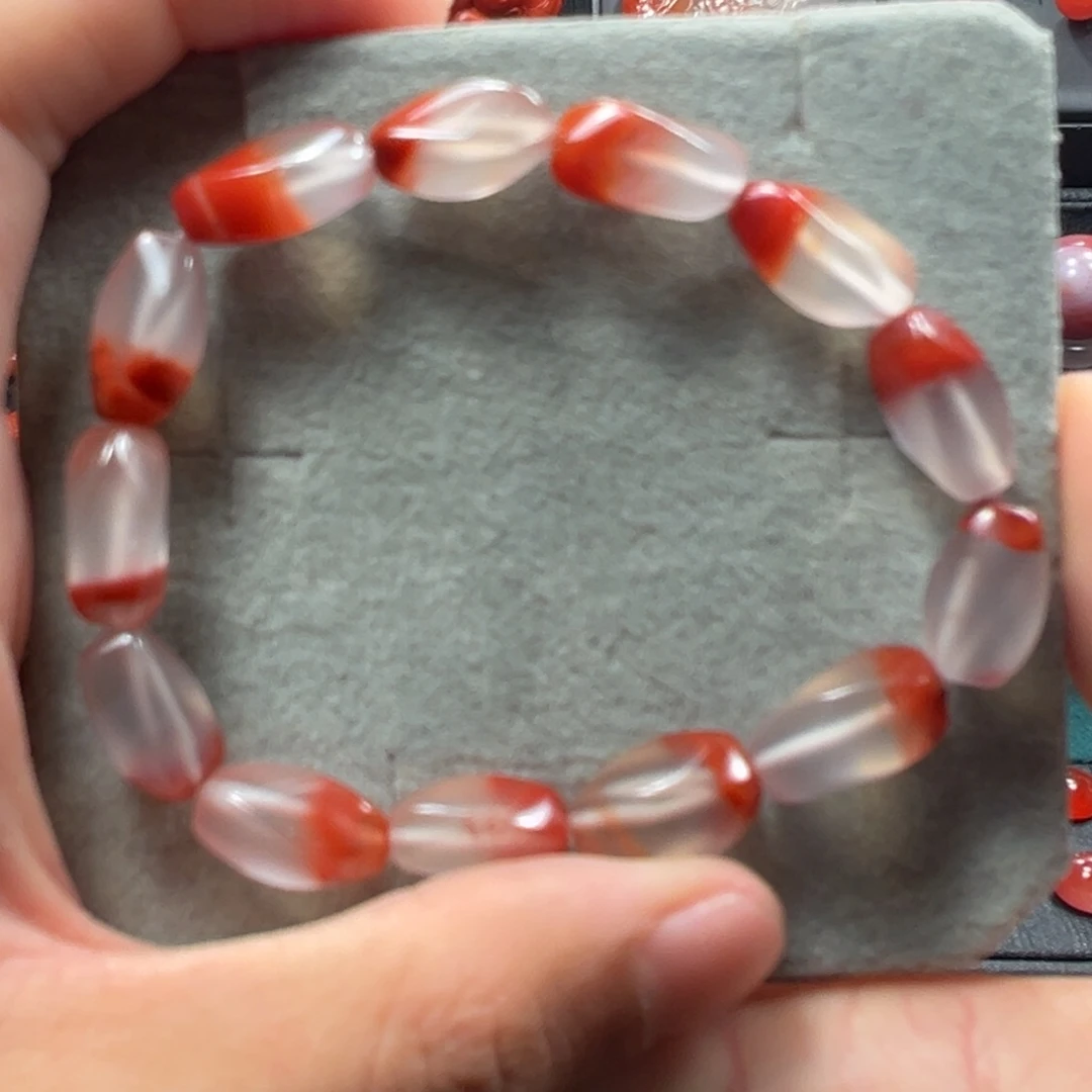 南红玛瑙天然原矿单圈未镶嵌