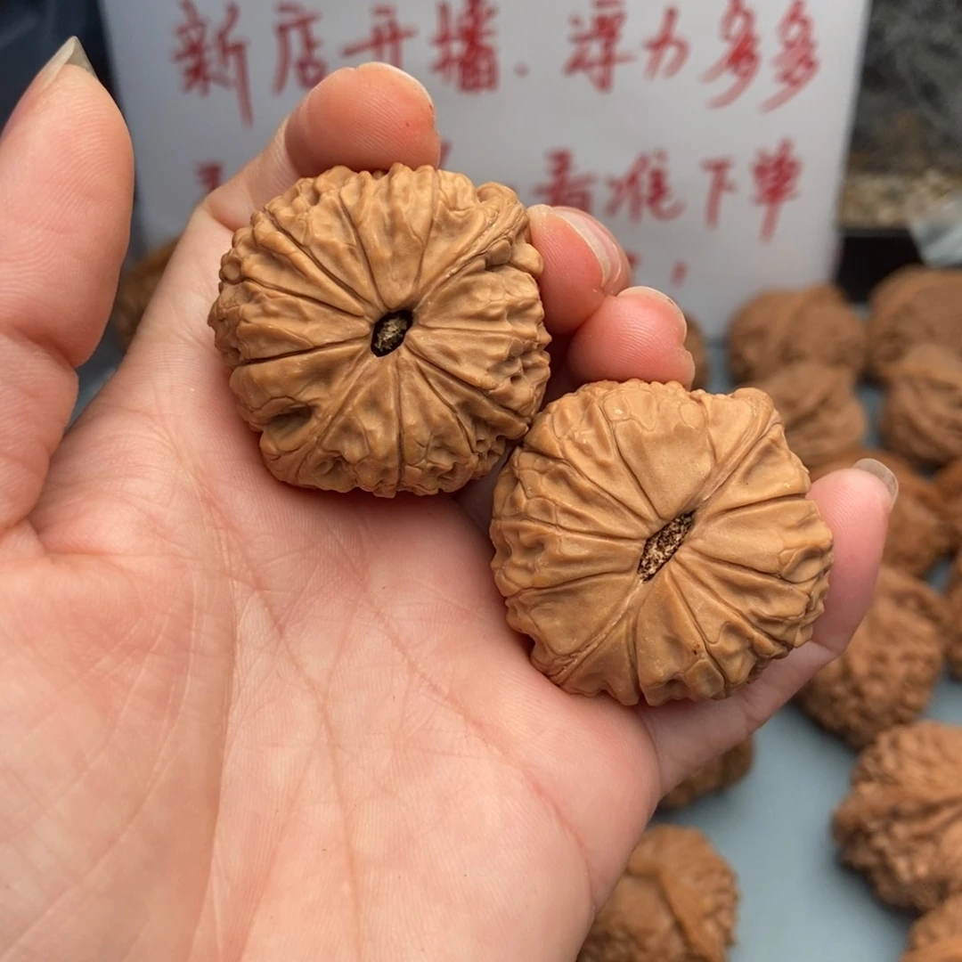 文玩核桃吊坠团圆11