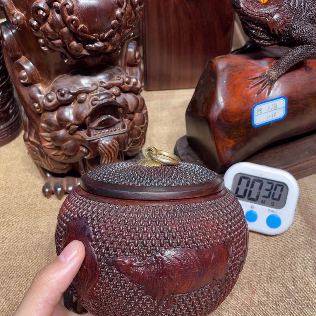 木羽**菜小叶紫檀茶叶罐