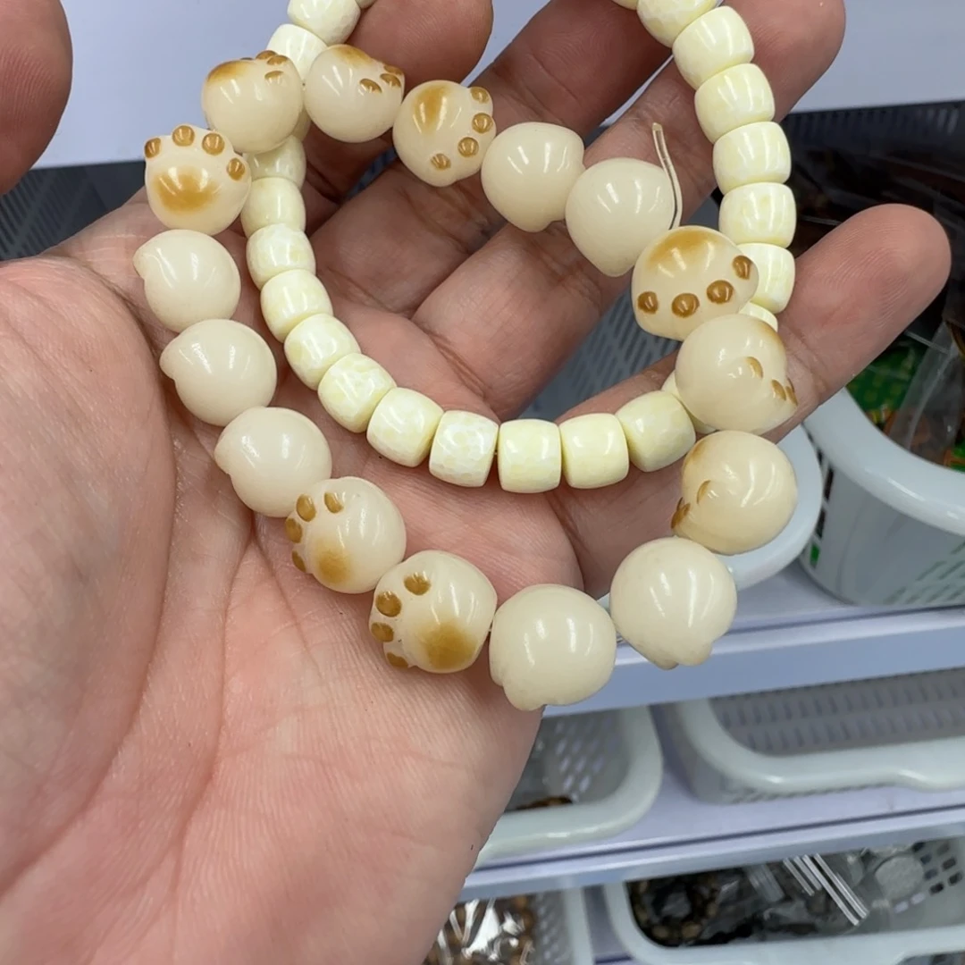 白玉菩提吊坠白色303