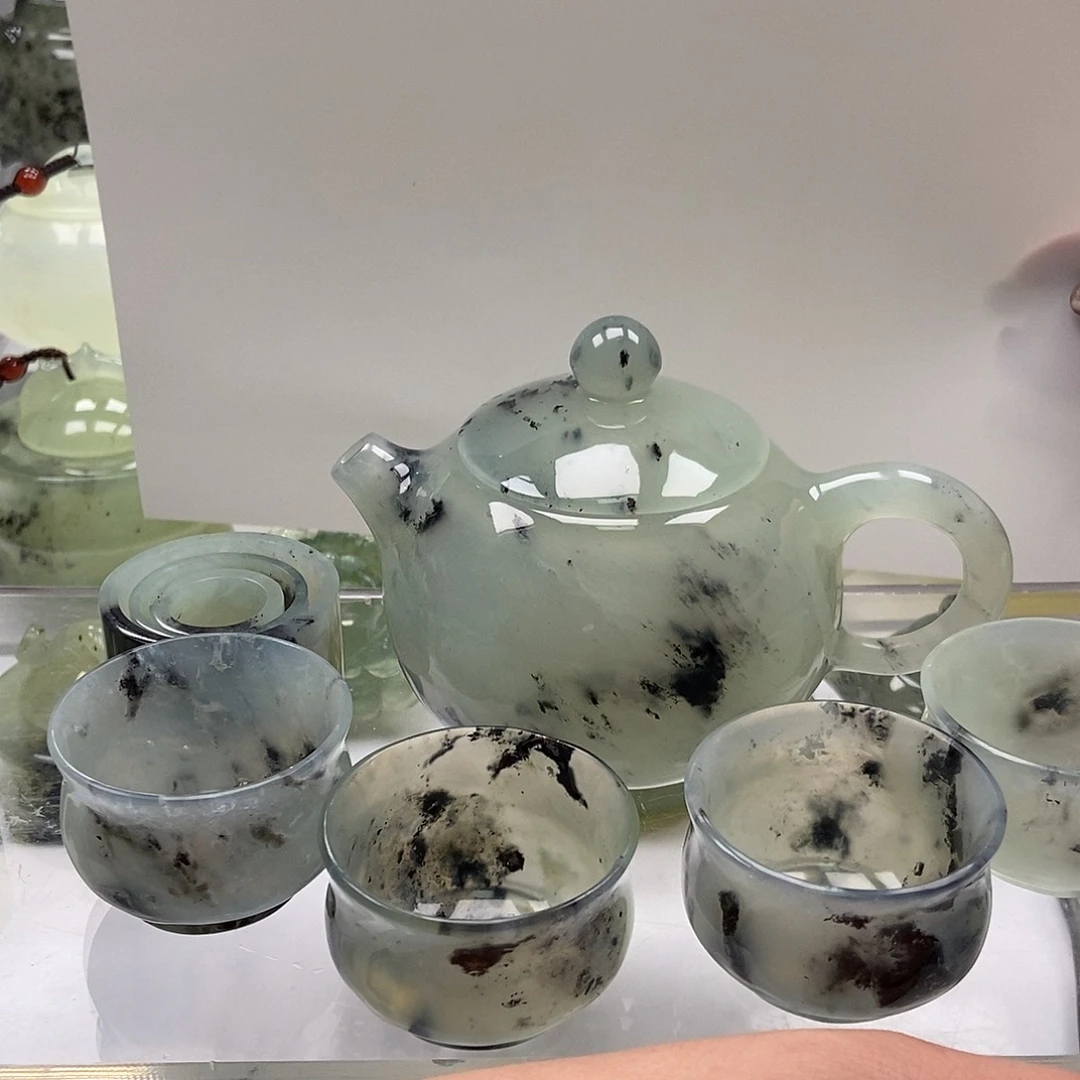 风***瓷蛇纹石玉未镶嵌壶