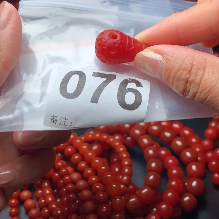 手链未镶嵌南红玛瑙我***队