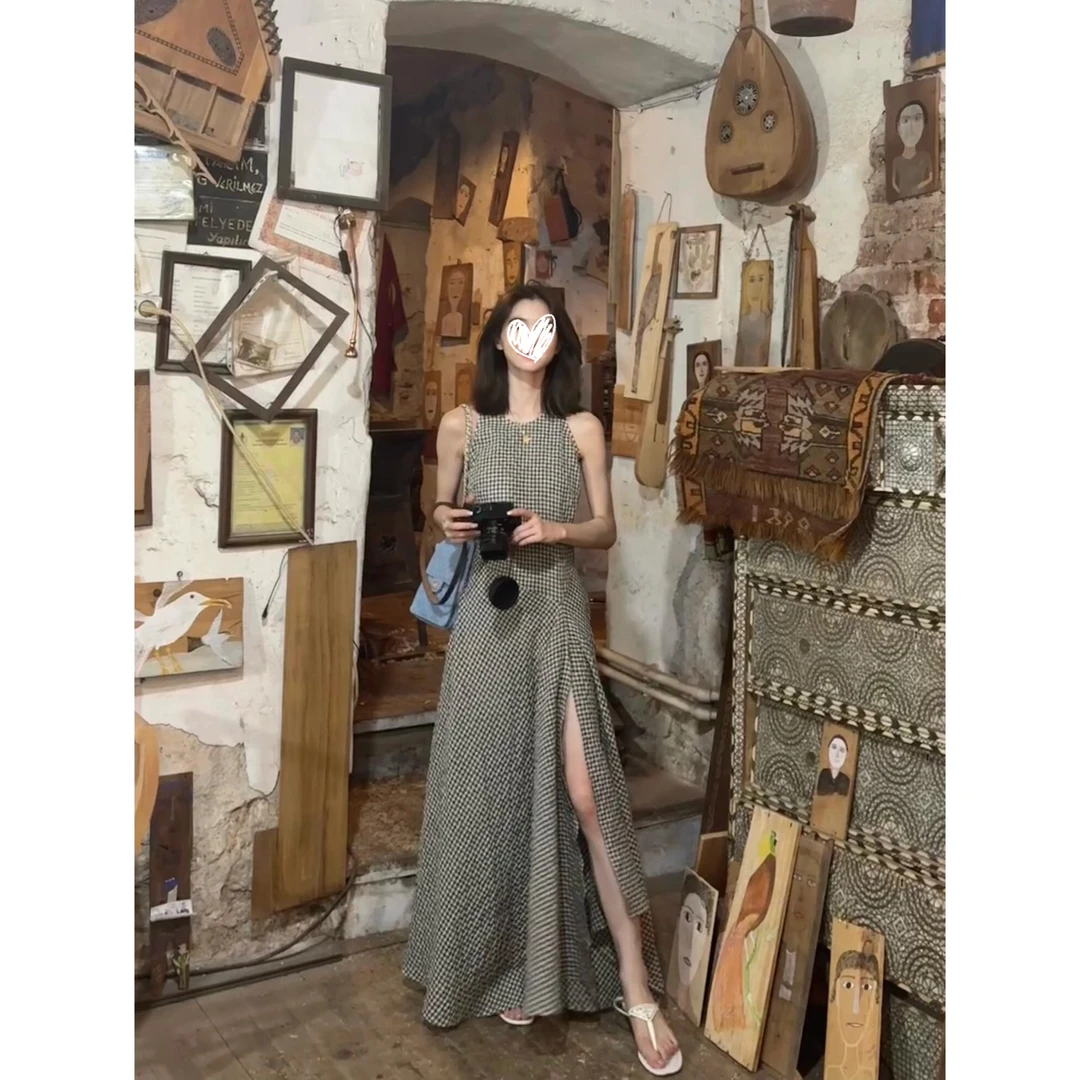 法式复古格纹无袖连衣裙女夏季高级感时尚显瘦裙子长裙