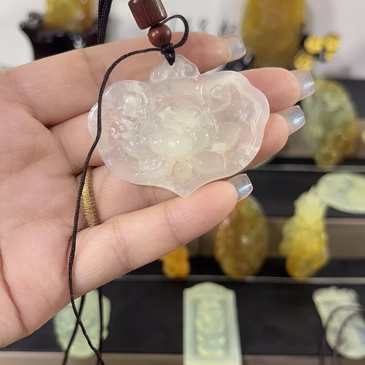 蛇纹石玉未镶嵌吊坠(赠链)