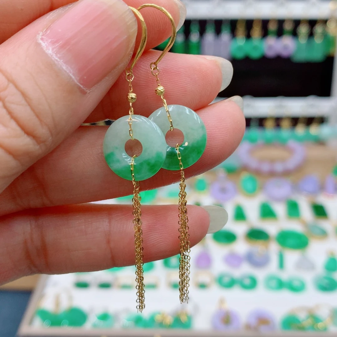 翡翠18K金镶嵌耳饰的