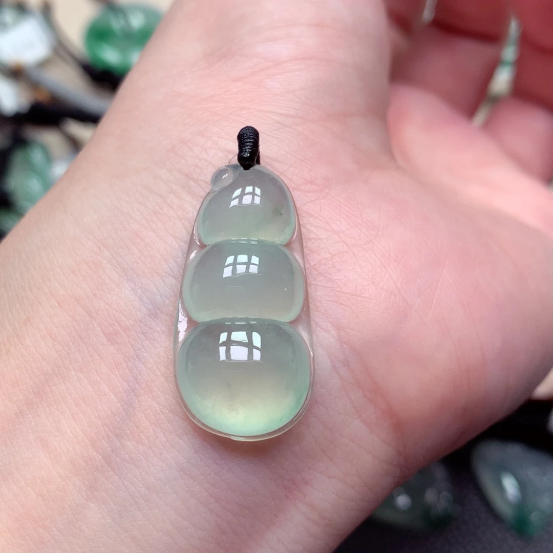 颈饰未镶嵌翡翠豆子