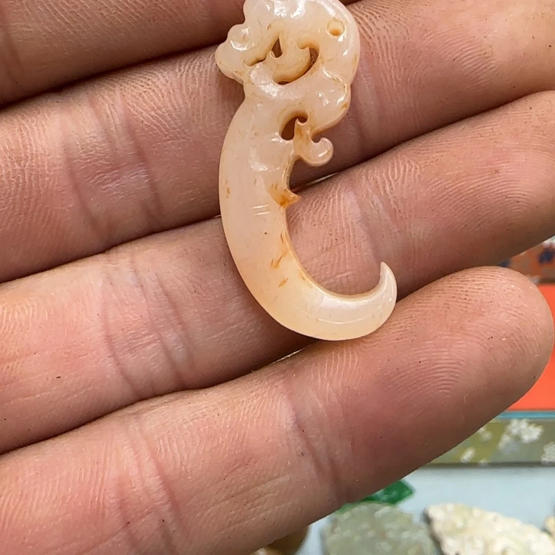 未镶嵌和田玉（糖玉）珠宝奇石