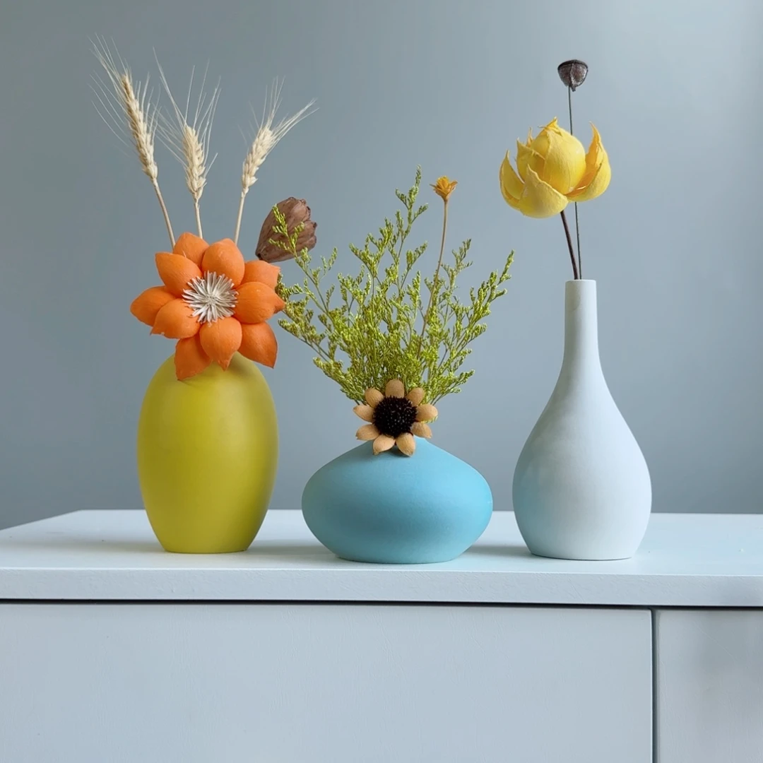 摆件陶瓷小花瓶摆件含花总高约20-30cm