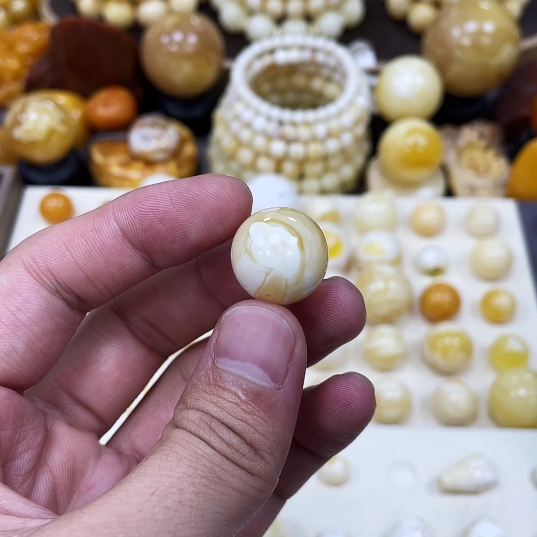 蜜蜡未镶嵌珠宝奇石17.6mm【天眼拉丝石膏瓷白】圆珠
