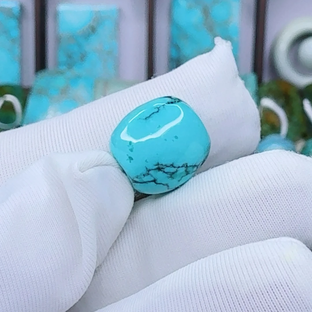 绿松石未镶嵌原矿绿松石