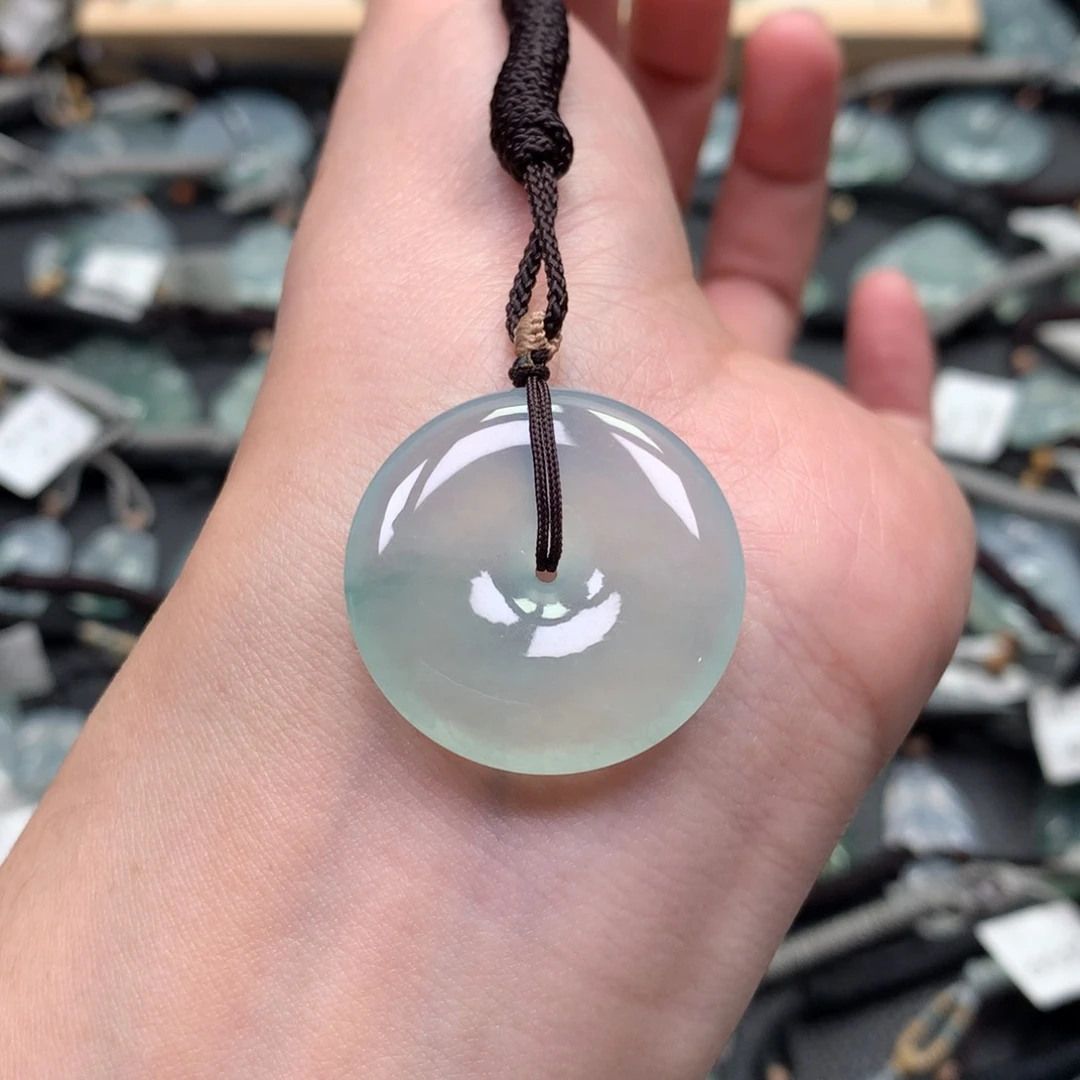 翡翠颈饰未镶嵌00000000000