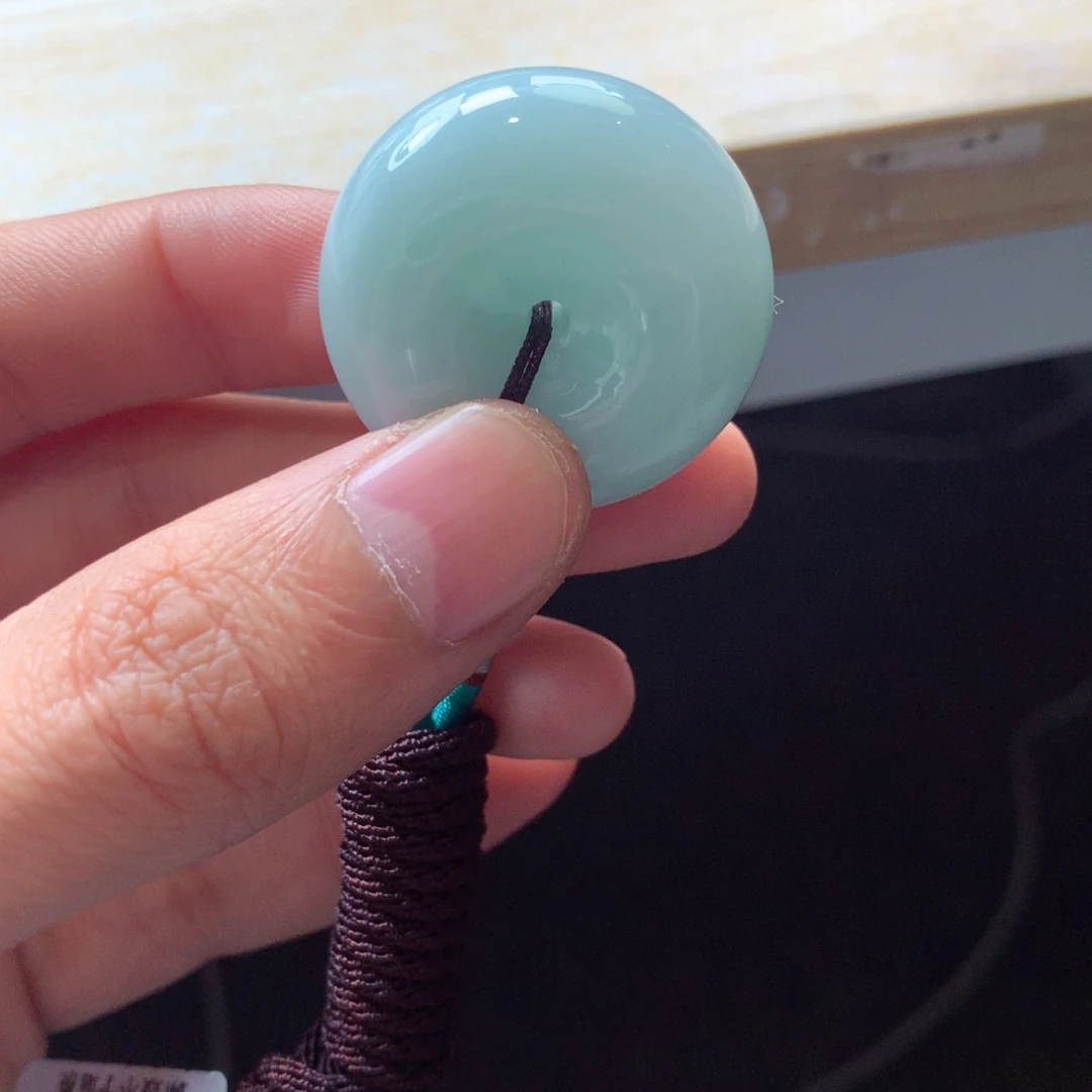 翡翠颈饰未镶嵌吊坠