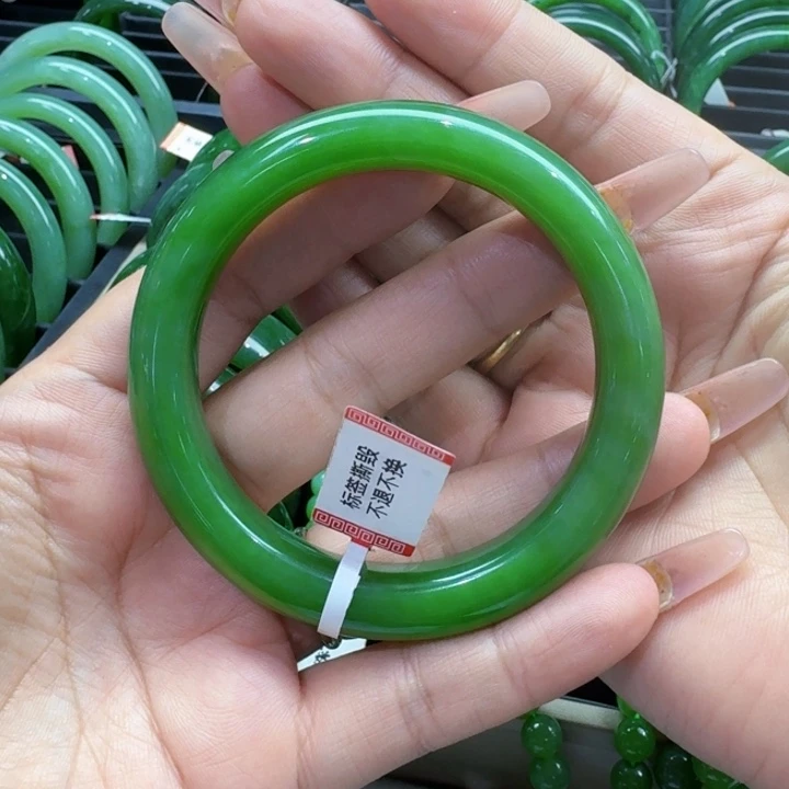 和田玉（碧玉）手镯未镶嵌