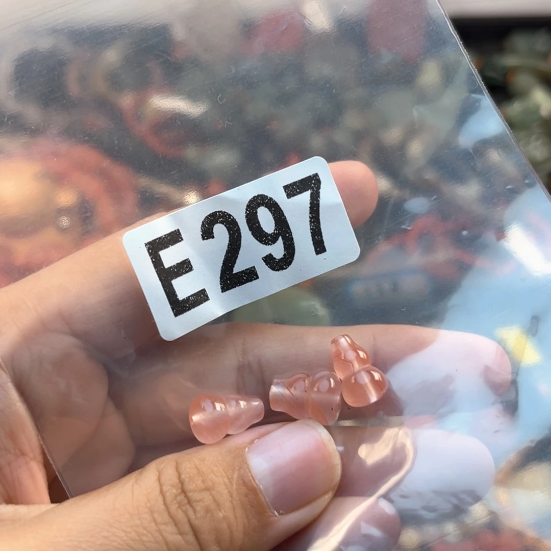 未镶嵌南红玛瑙珠宝奇石