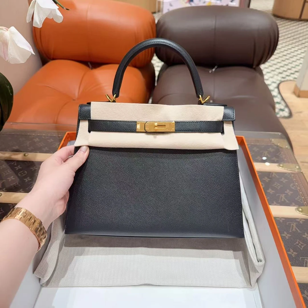 95新 Hermes/爱马仕 Kelly28  黑金  Epson皮 T 刻