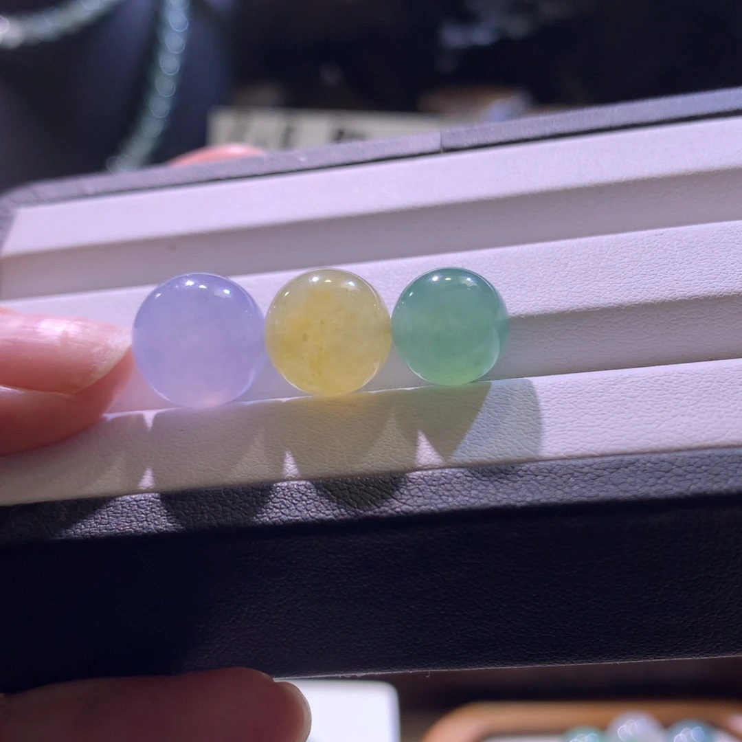翡翠散珠天然缅a散珠选其一（不退换），慎拍