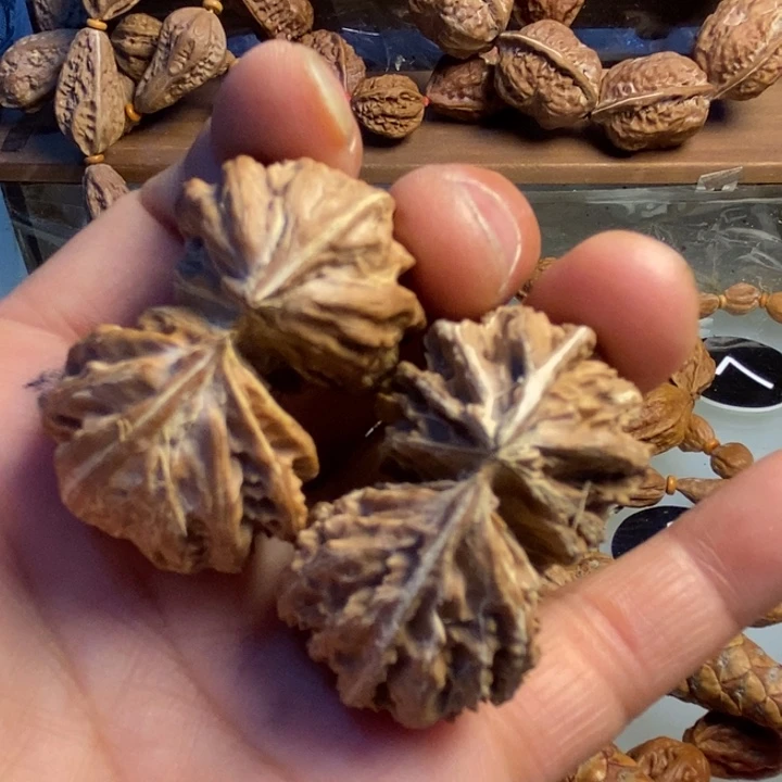 桃核吊坠拿姐呵呵17