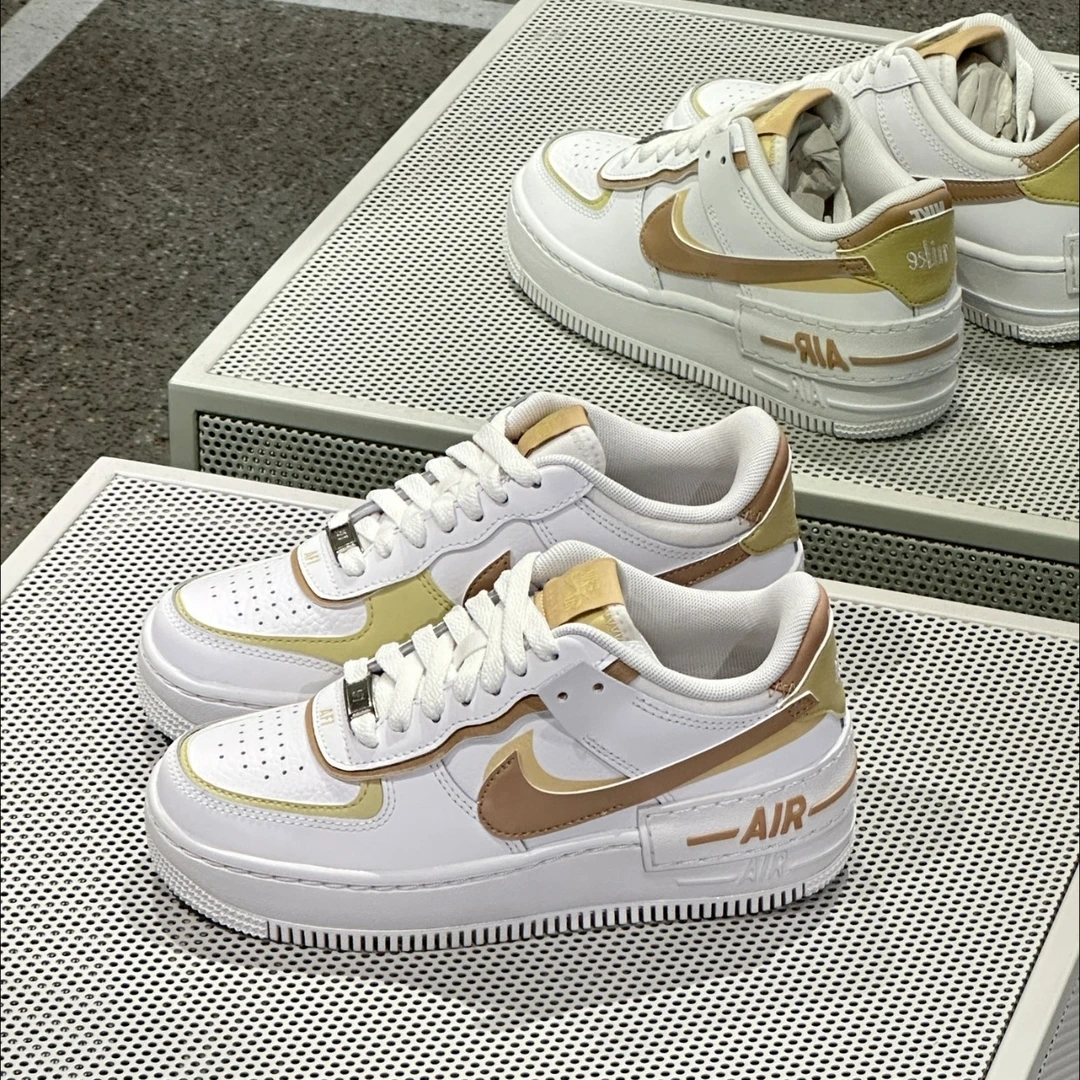 Nike耐克女鞋Air Force 1白金马卡龙低帮空军一号板鞋DZ1847-108