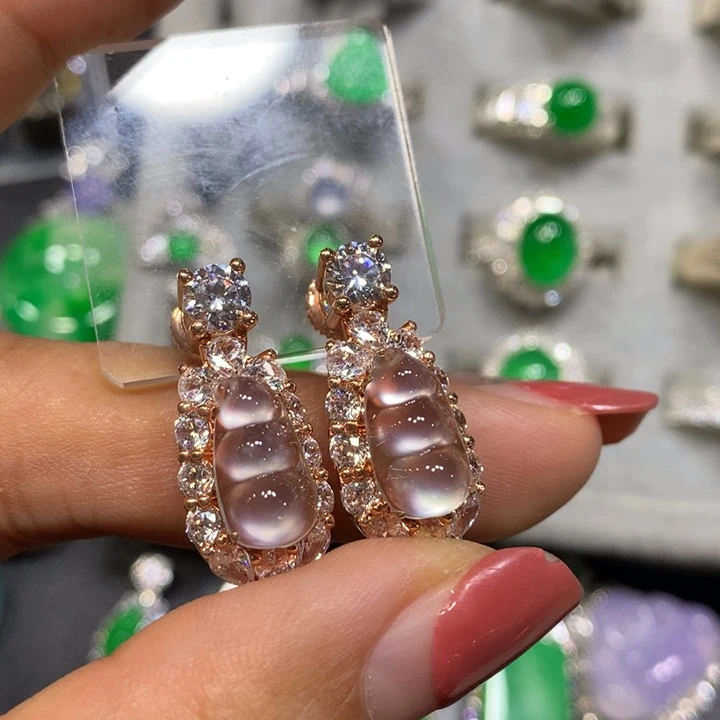 翡翠戒指未镶嵌买断不退