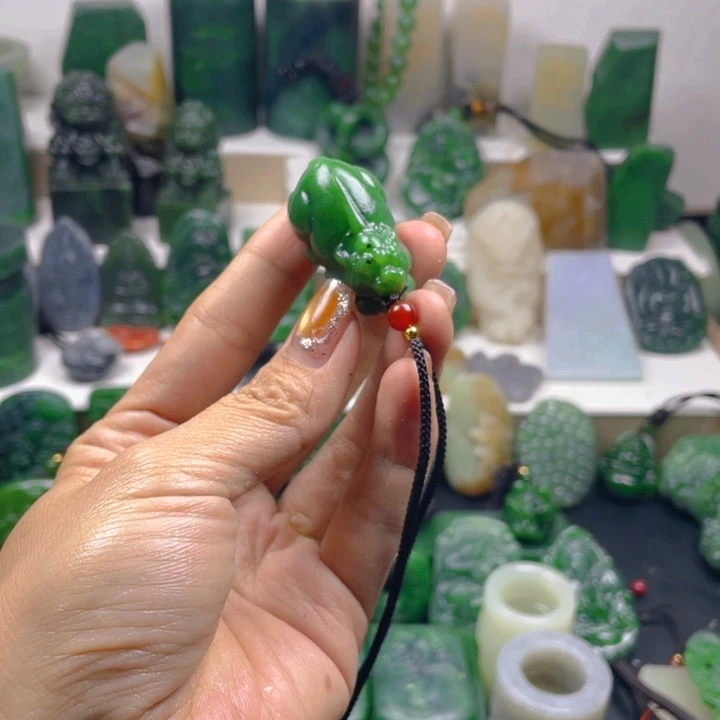 和田玉（糖玉）未镶嵌珠宝半成品
