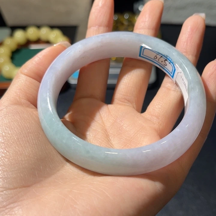 翡翠手镯未镶嵌康****思