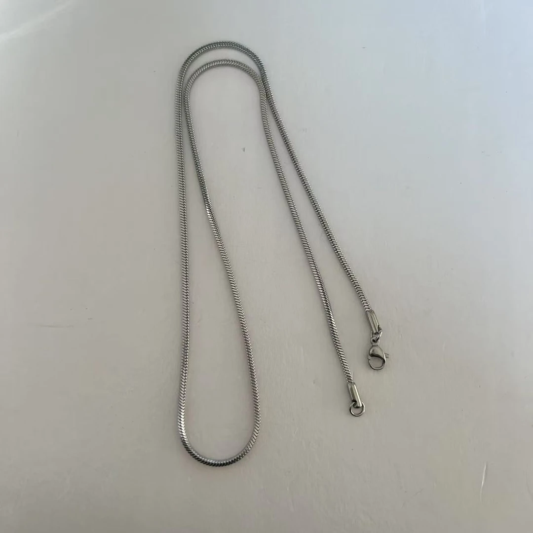 臻选项链 经典设计百搭银色链子W993